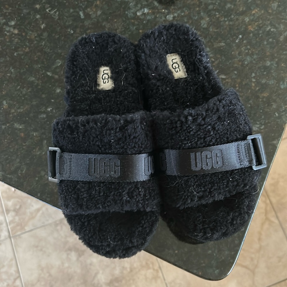 Ugg slides/lambskin fur sandals